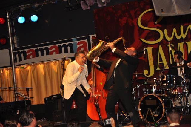 min 2010 08 05 mamamia 180